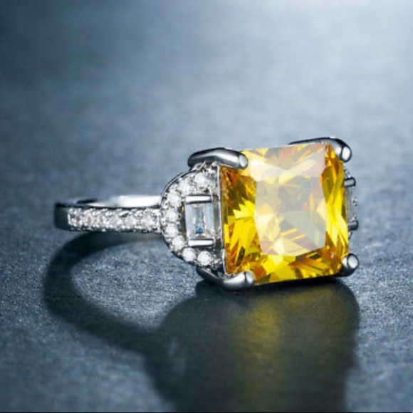 925 Sterling Silver Luxury Citrine Ring - Picture 3 of 5
